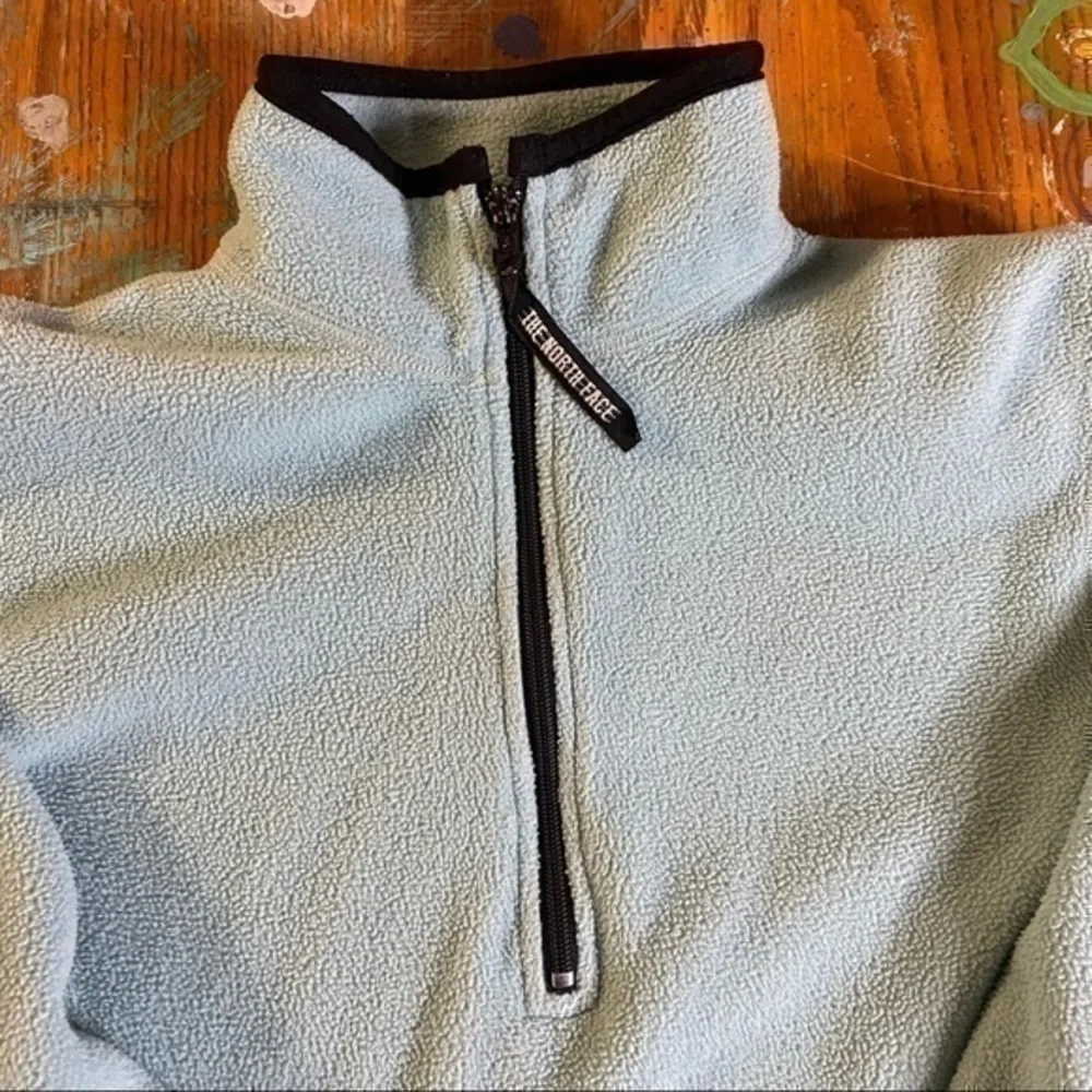 Really clean lightly used The North Face Fleece in a size Xtra Small - Picture 6 of 9